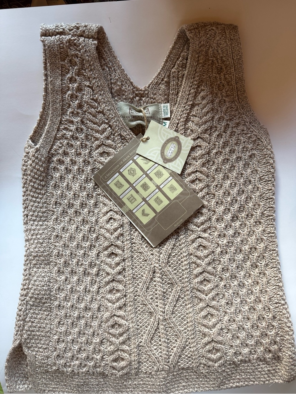 NWT Aran Sweater Market bbKnit Vest Made in Ireland Size M Beige